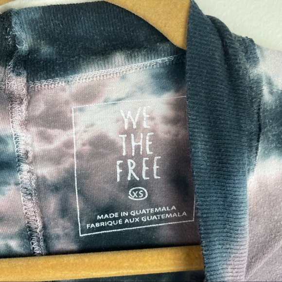 We The Free Oversized Tie Dye Crew Neck long Sleeve Top Size XS - Picture 8 of 8